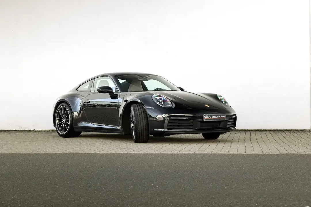 Porsche 992 - Thumbnail 9