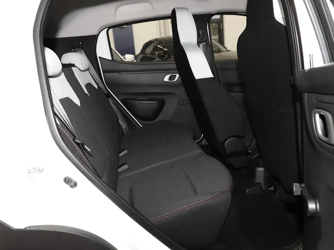 Dacia Spring - Thumbnail 5
