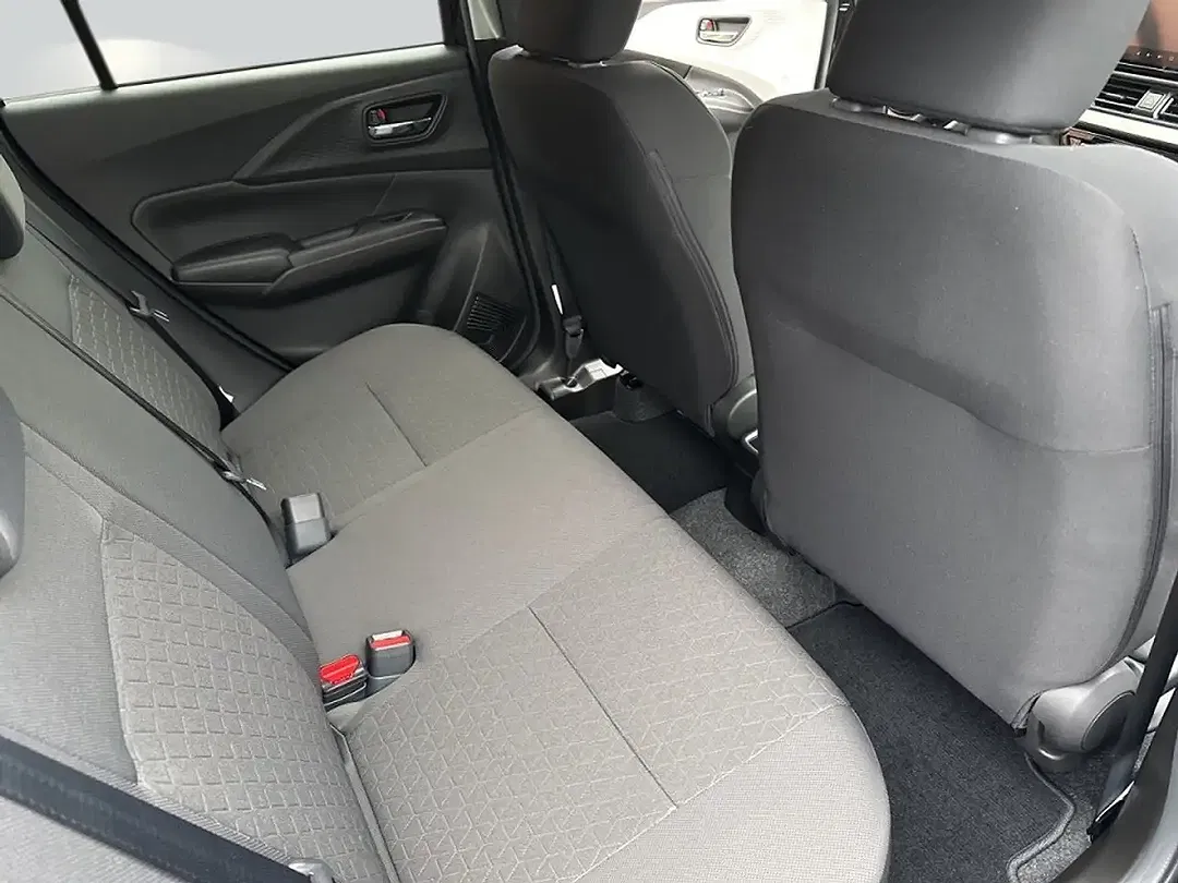 Suzuki Swift - Thumbnail 15