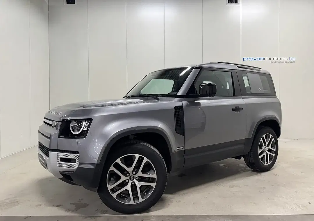 Land Rover Defender - Thumbnail 4