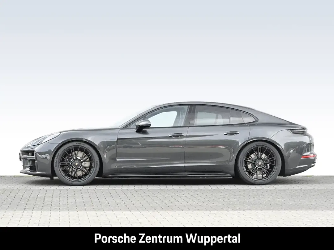 Porsche Panamera - Thumbnail 2