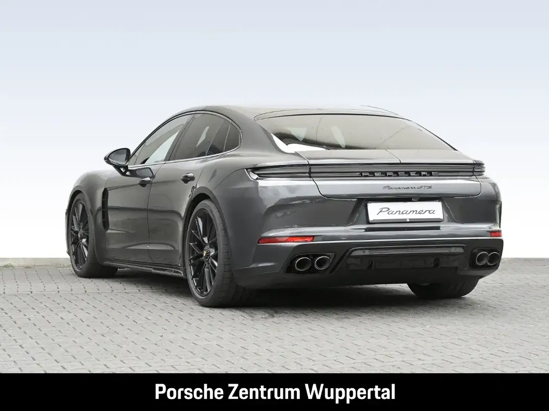 Porsche Panamera - Thumbnail 3