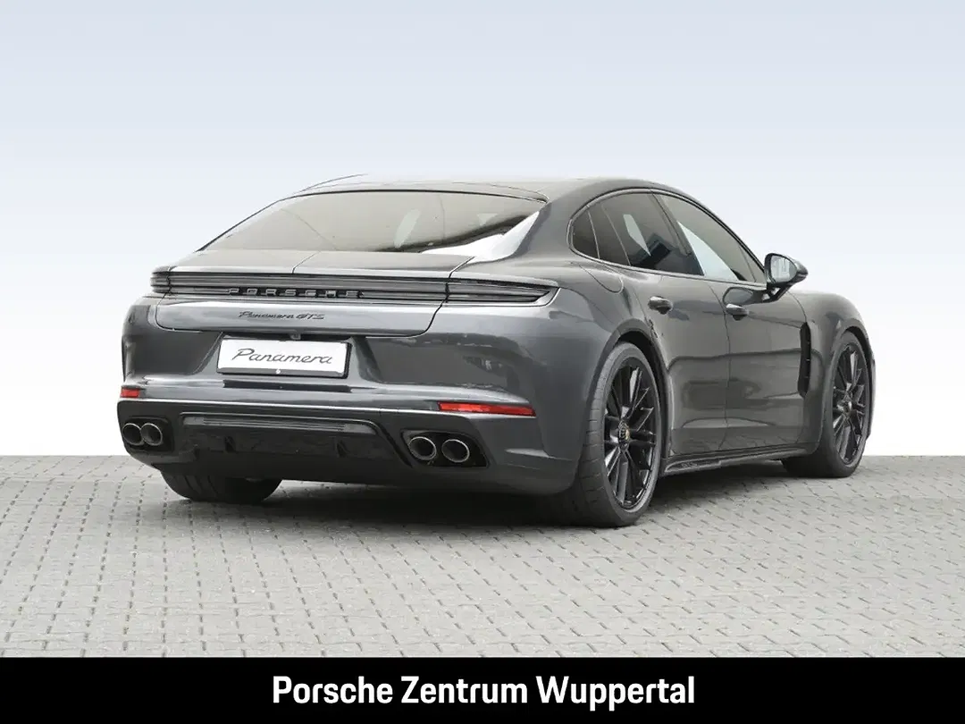 Porsche Panamera - Thumbnail 4