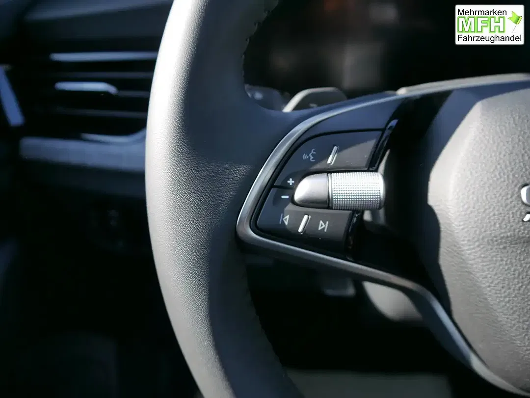Skoda Scala - Thumbnail 11