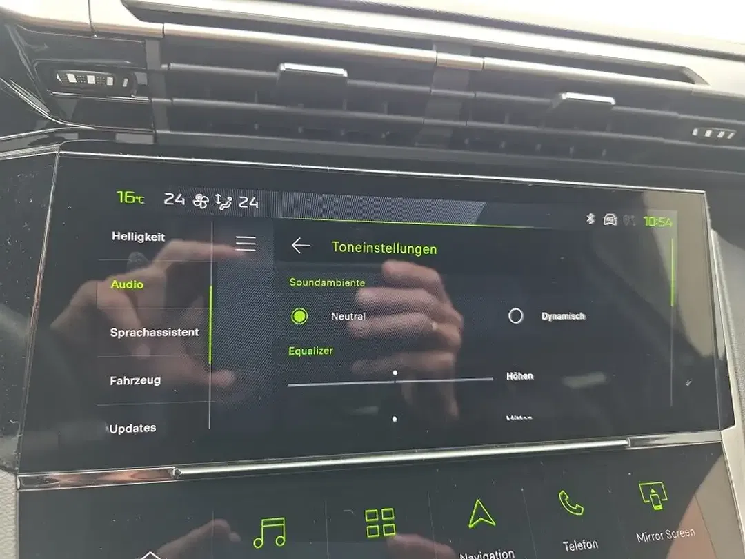 Peugeot 308 - Thumbnail 31