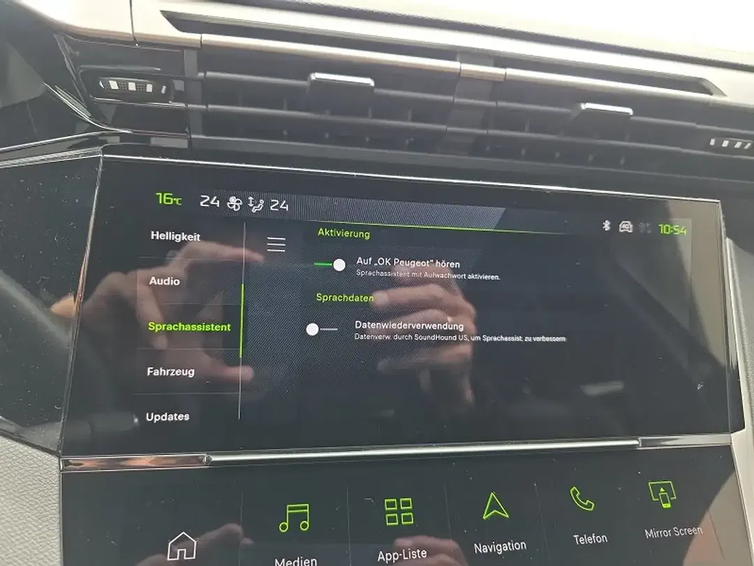 Peugeot 308 - Thumbnail 32