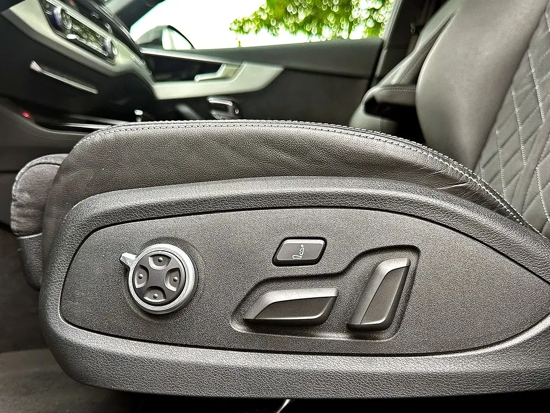 Audi S4 - Thumbnail 13