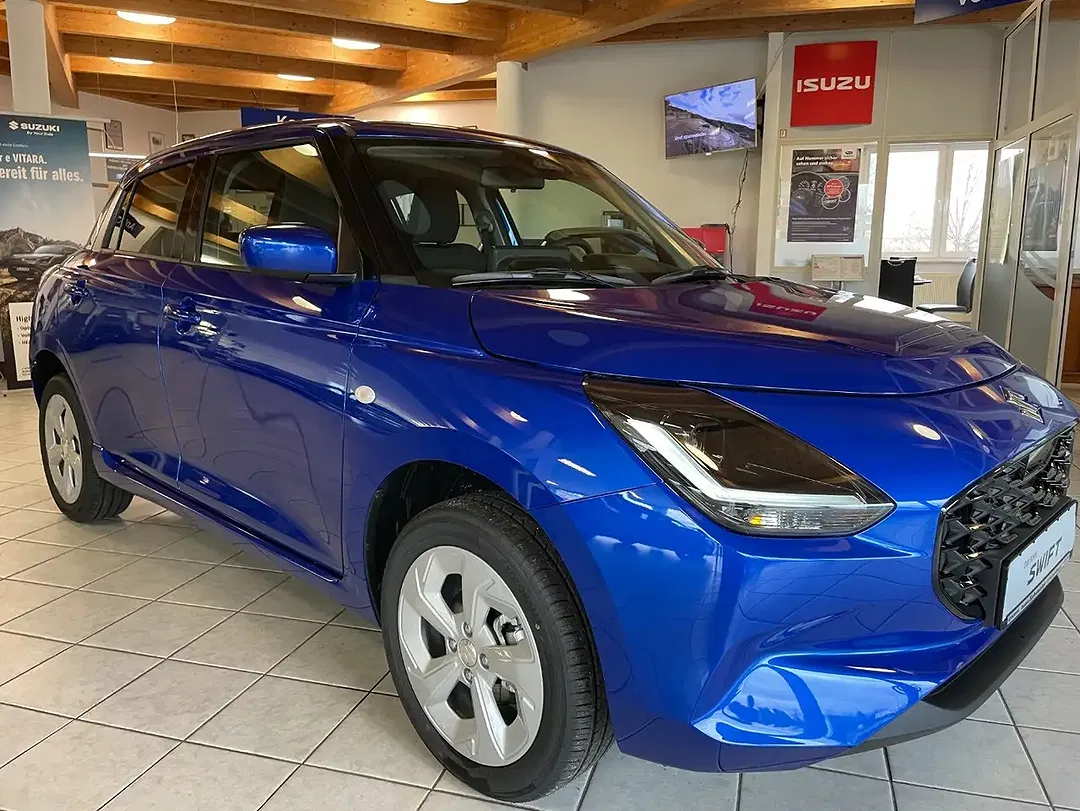 Suzuki Swift - Thumbnail 1
