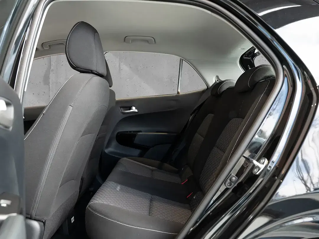 Kia Picanto - Thumbnail 7