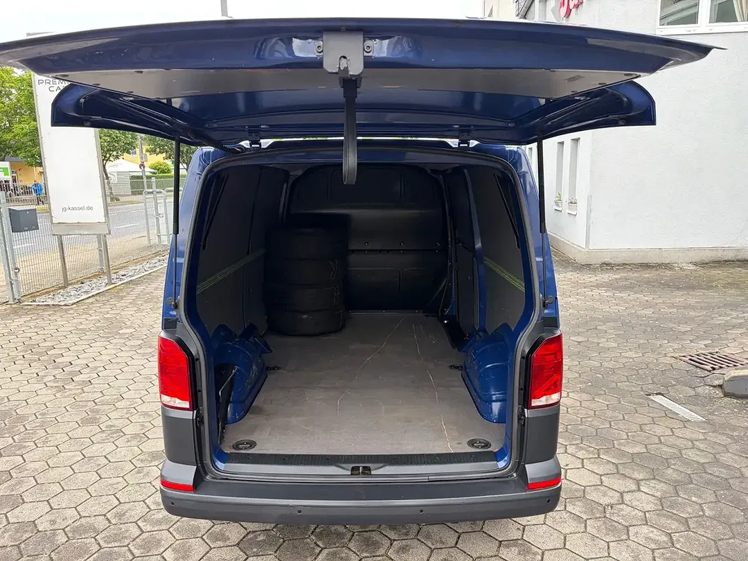 Volkswagen Transporter - Thumbnail 8
