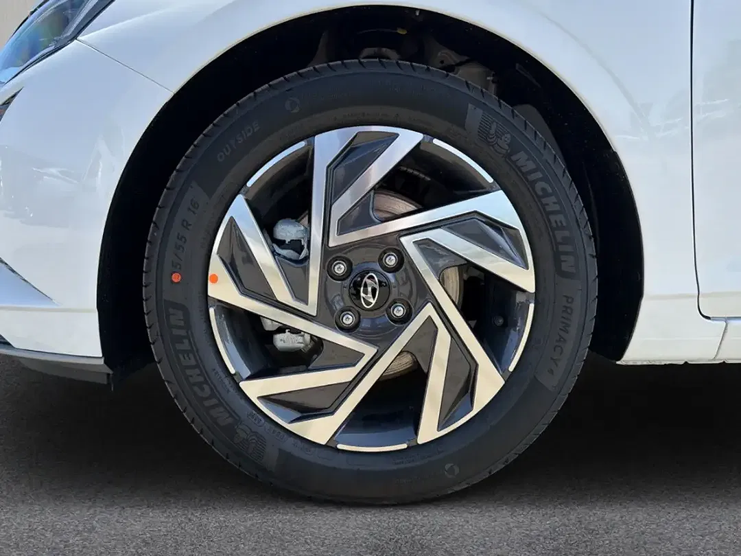 Hyundai i20 - Thumbnail 14
