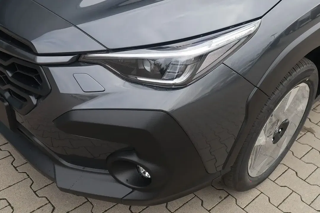 Subaru Crosstrek - Thumbnail 10