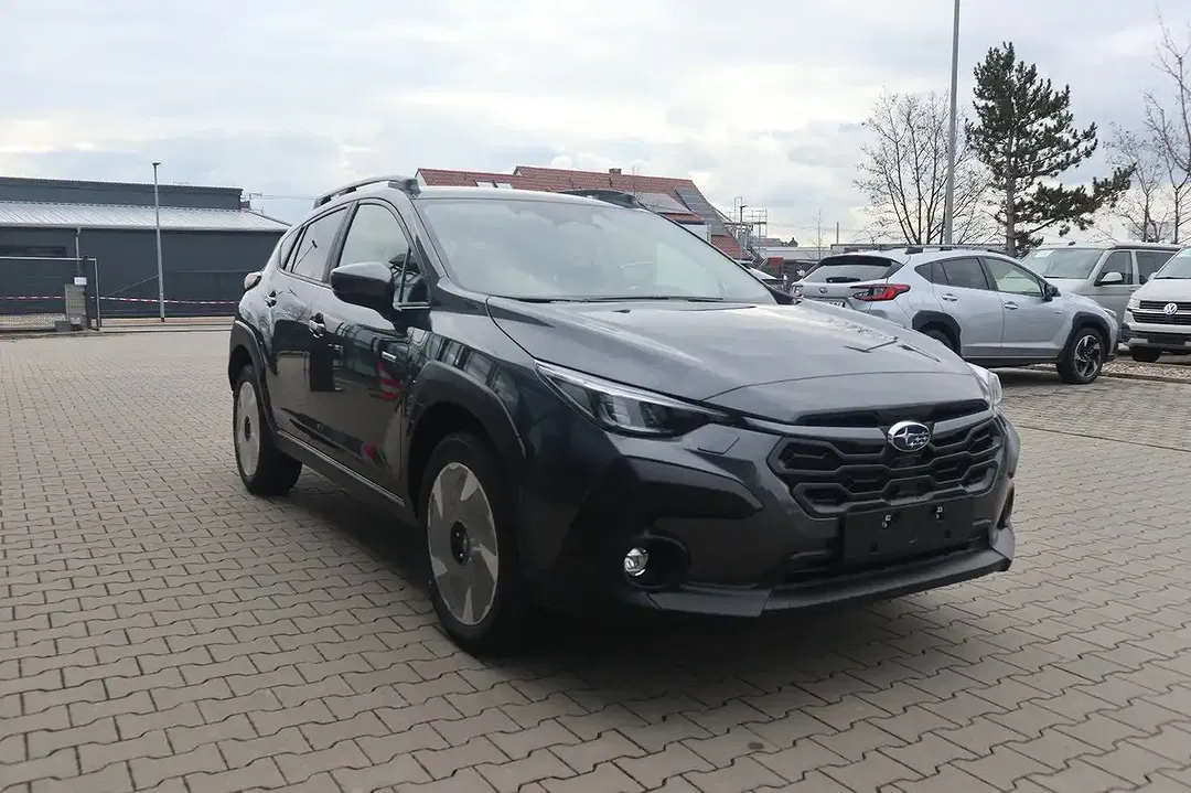 Subaru Crosstrek - Thumbnail 5