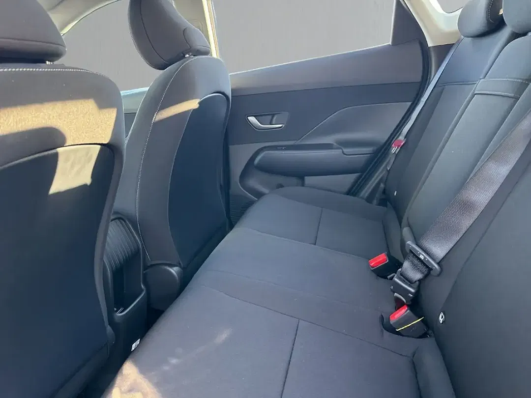 Hyundai KONA - Thumbnail 8