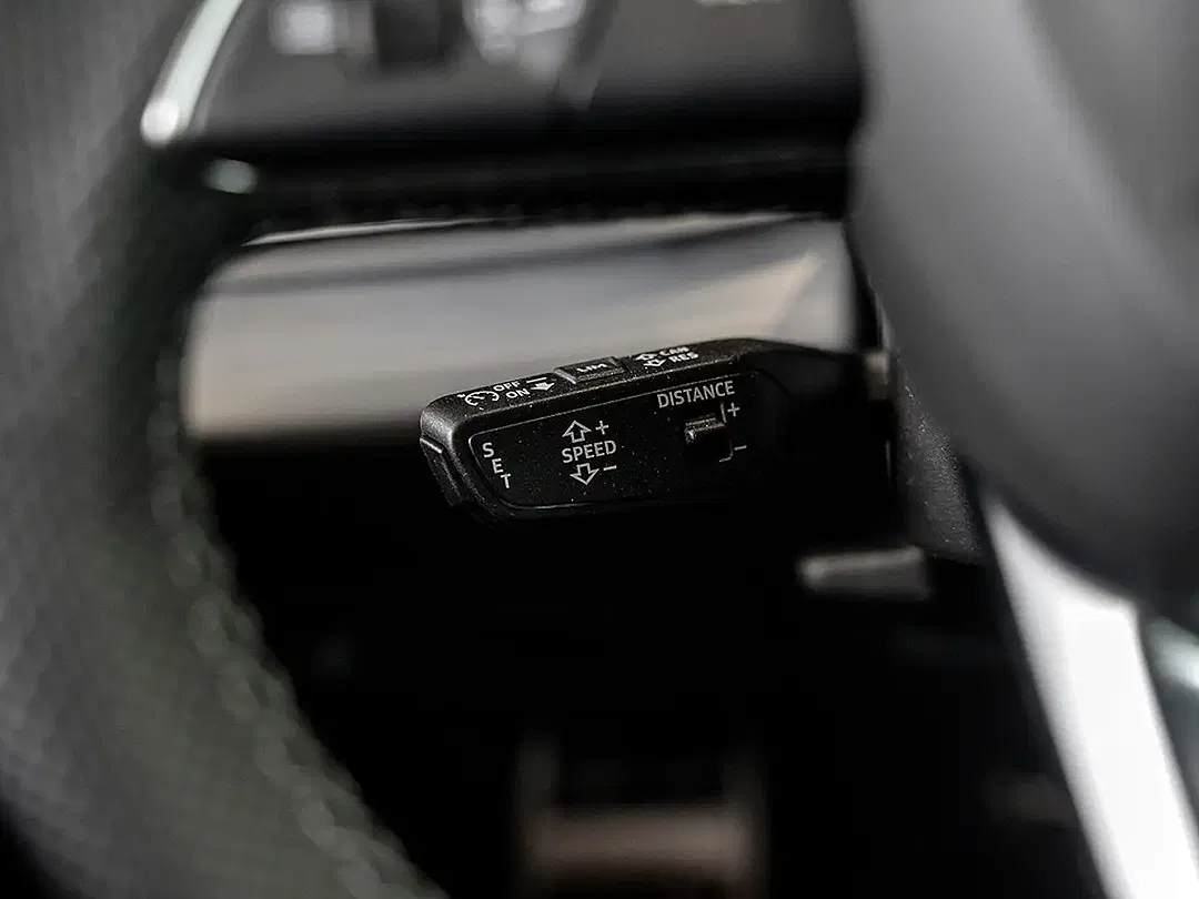 Audi Q8 - Thumbnail 11