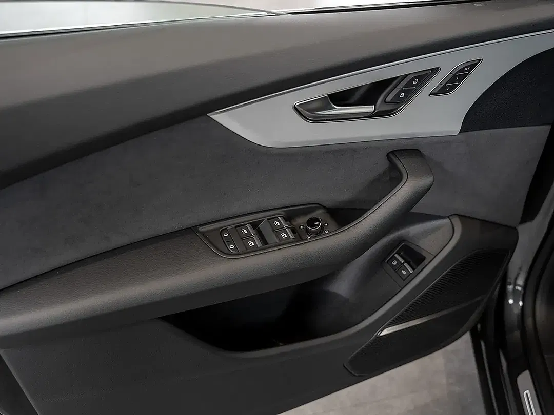 Audi Q8 - Thumbnail 12