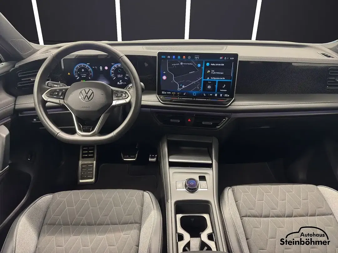 Volkswagen Tiguan - Thumbnail 19