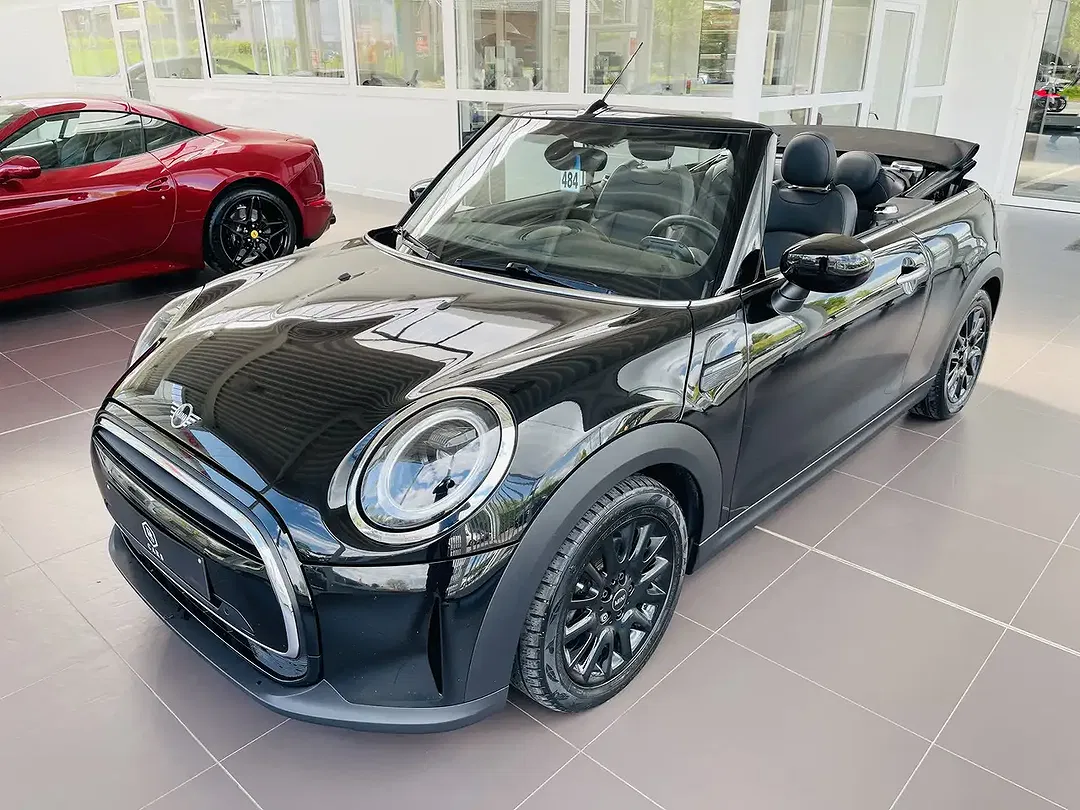 MINI One Cabrio - Thumbnail 2