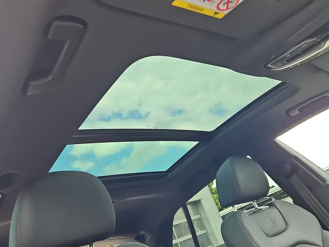 Audi Q8 - Thumbnail 13