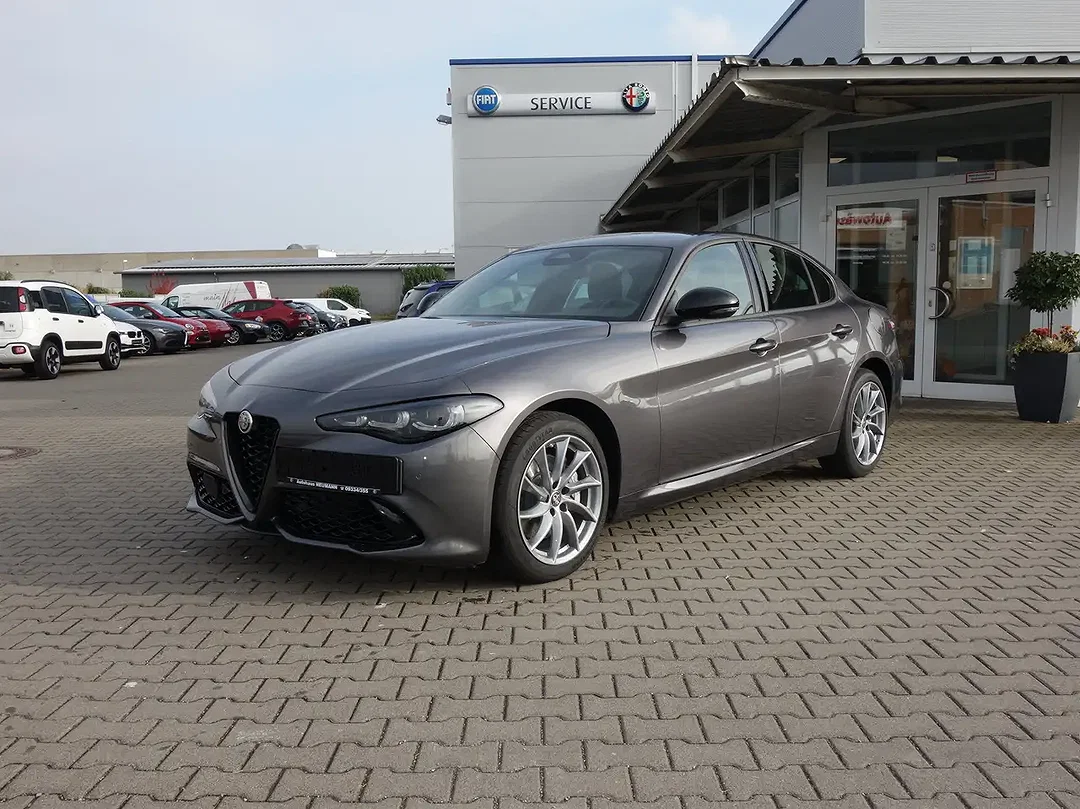 Alfa Romeo Giulia - Afbeelding 1