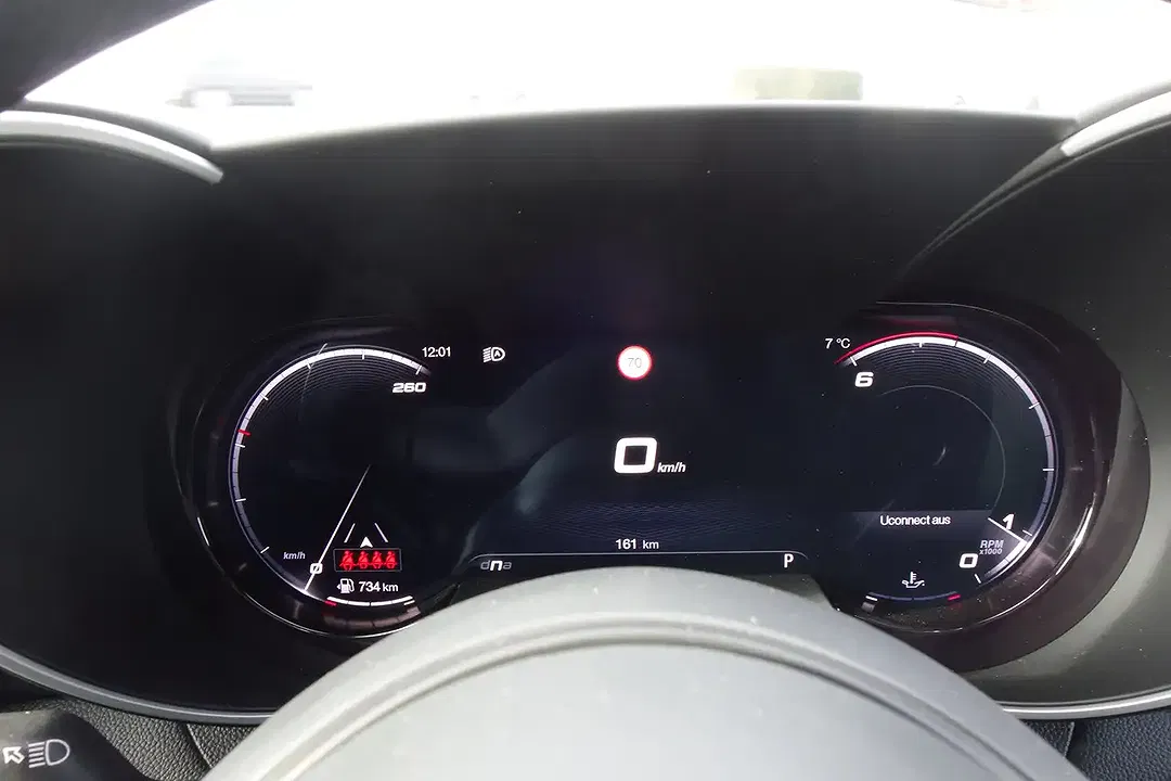 Alfa Romeo Giulia - Thumbnail 13