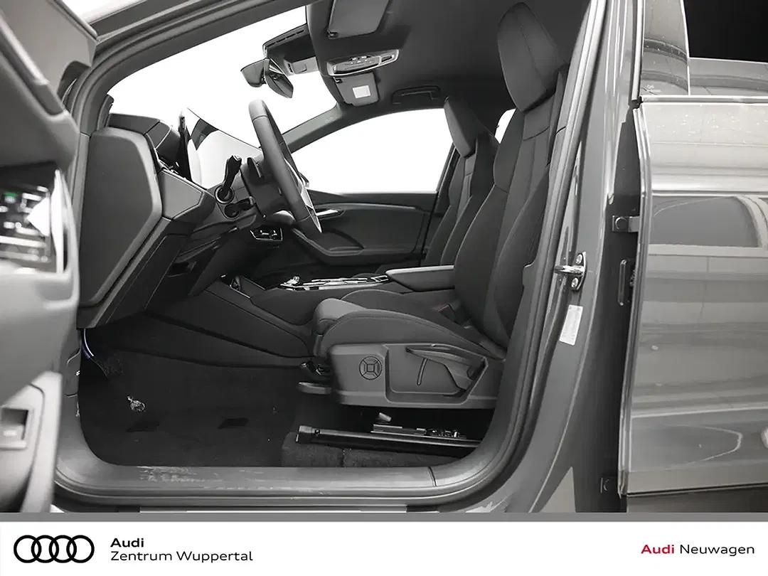 Audi Q6 e-tron - Thumbnail 12