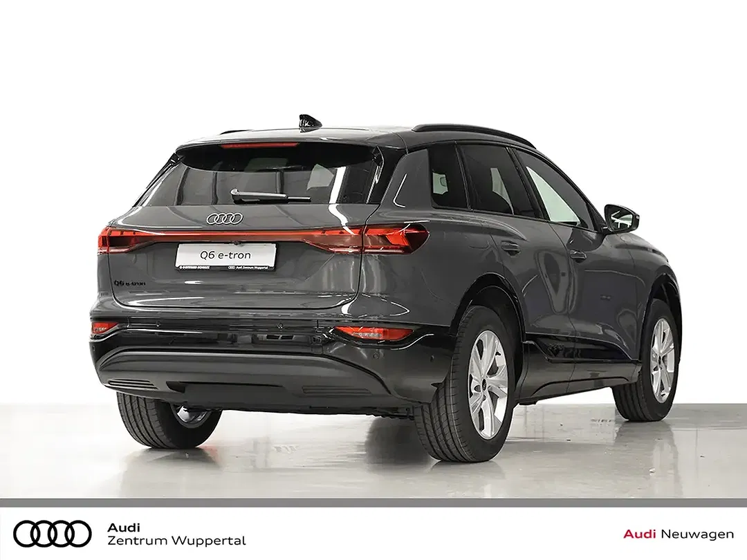 Audi Q6 e-tron - Thumbnail 3