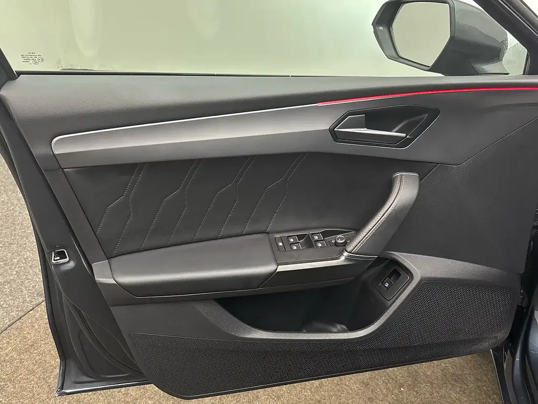 CUPRA Leon - Thumbnail 11
