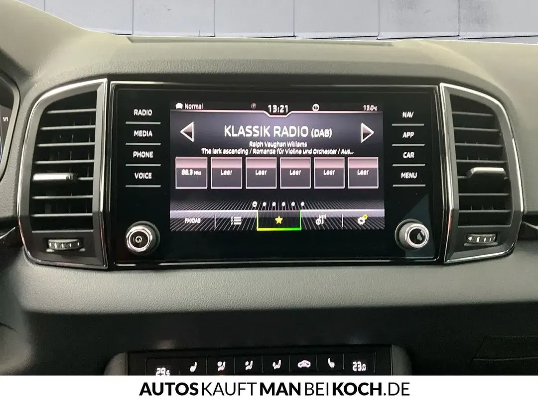 Skoda Karoq - Thumbnail 11