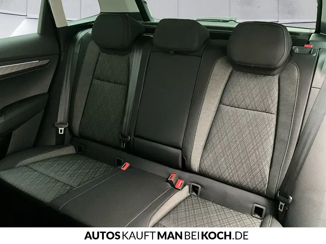 Skoda Karoq - Thumbnail 6