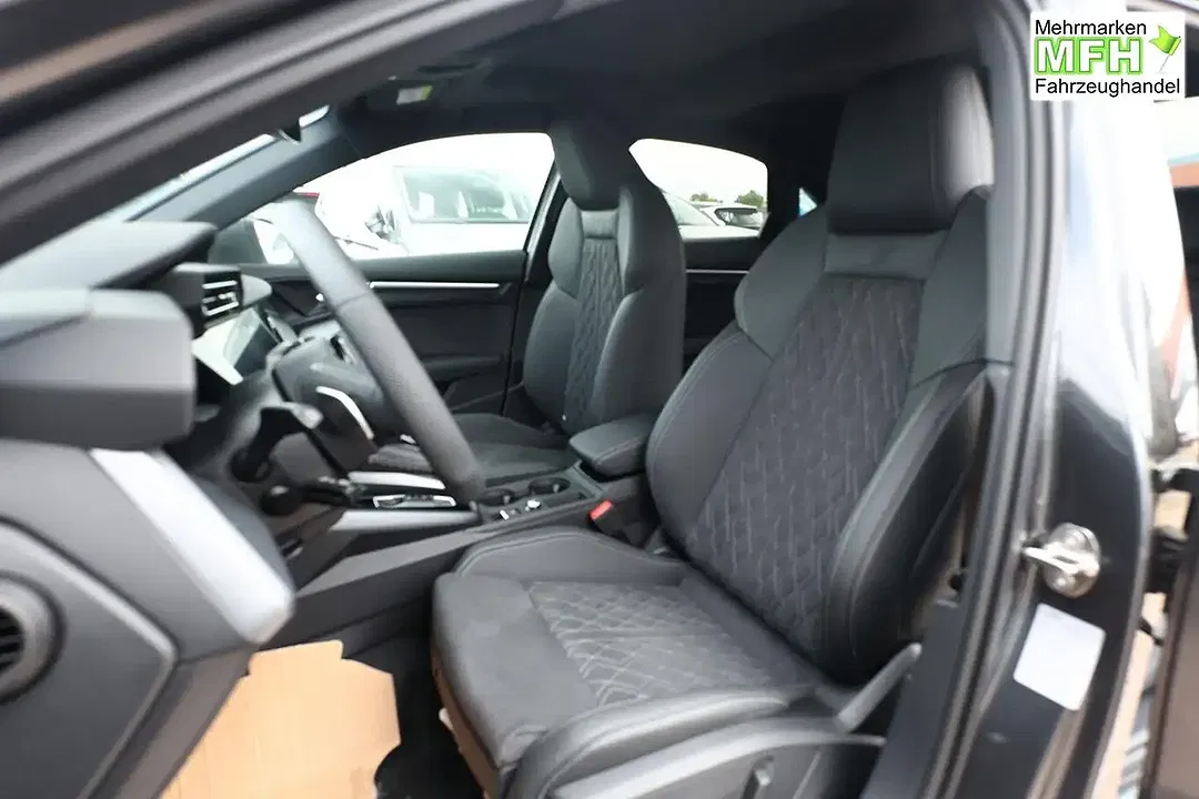 Audi S3 - Thumbnail 5