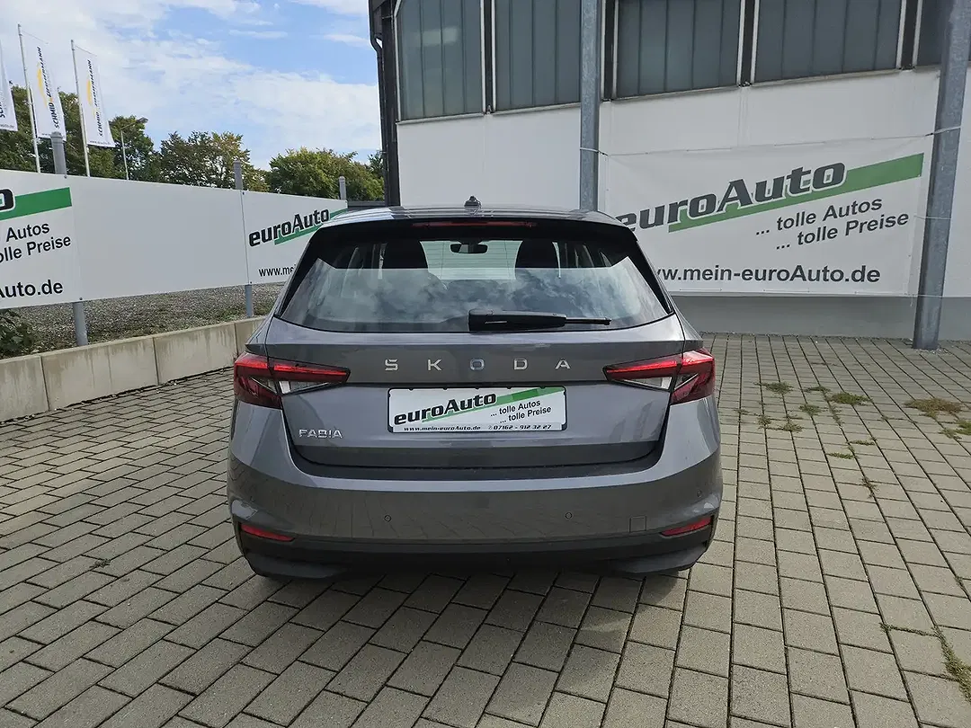 Skoda Fabia - Thumbnail 4