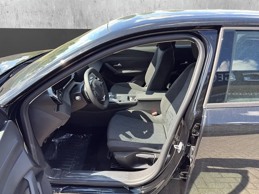 Peugeot 308 - Thumbnail 9