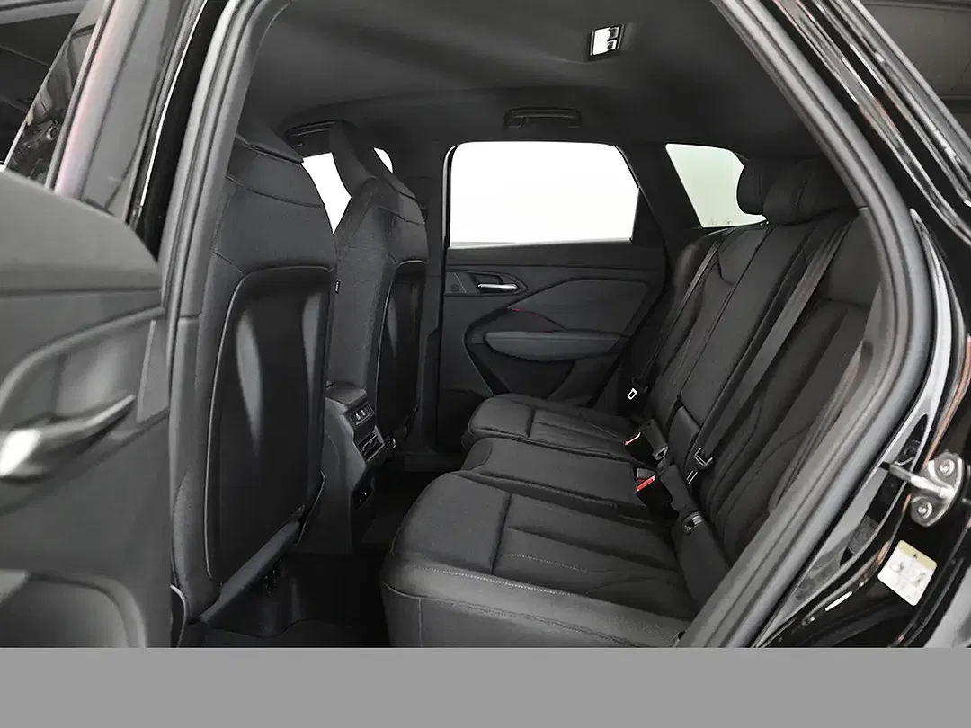 Audi Q3 - Thumbnail 12