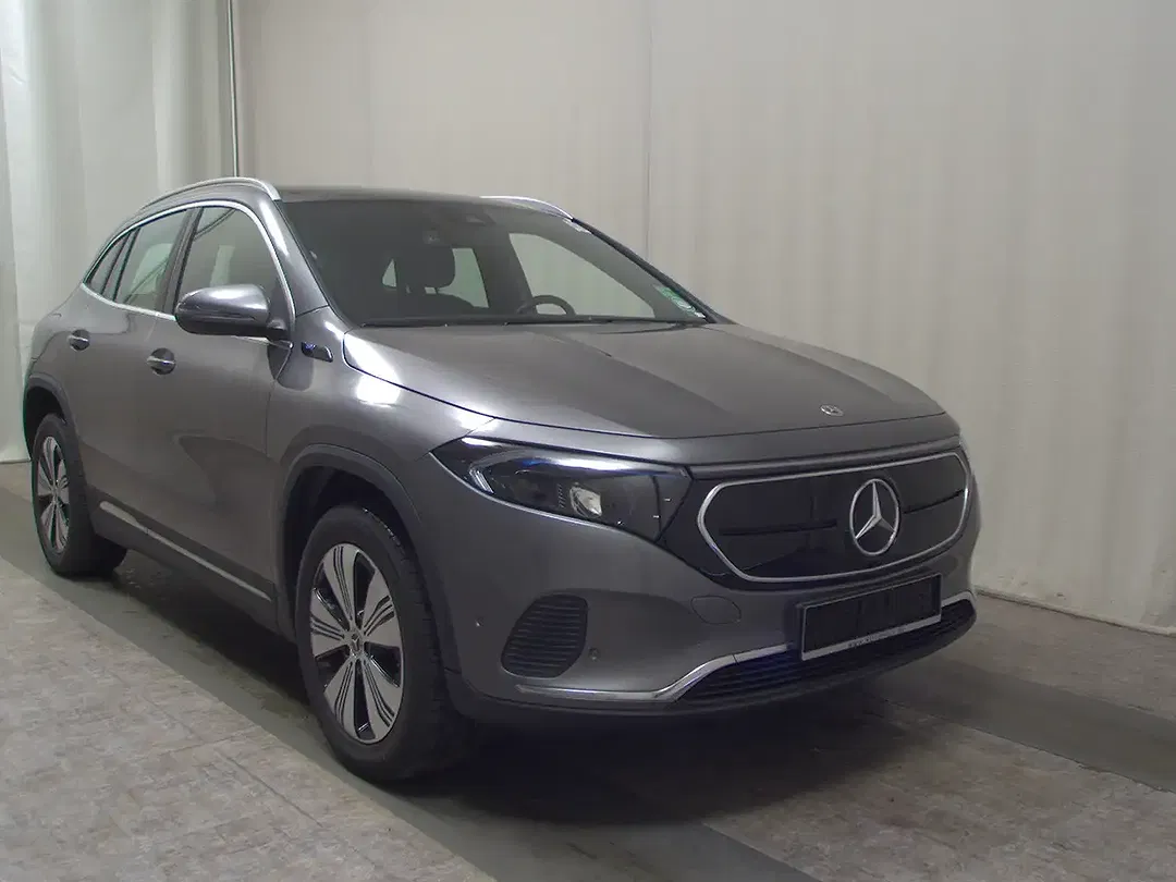 Mercedes-Benz EQA 250 - Thumbnail 3