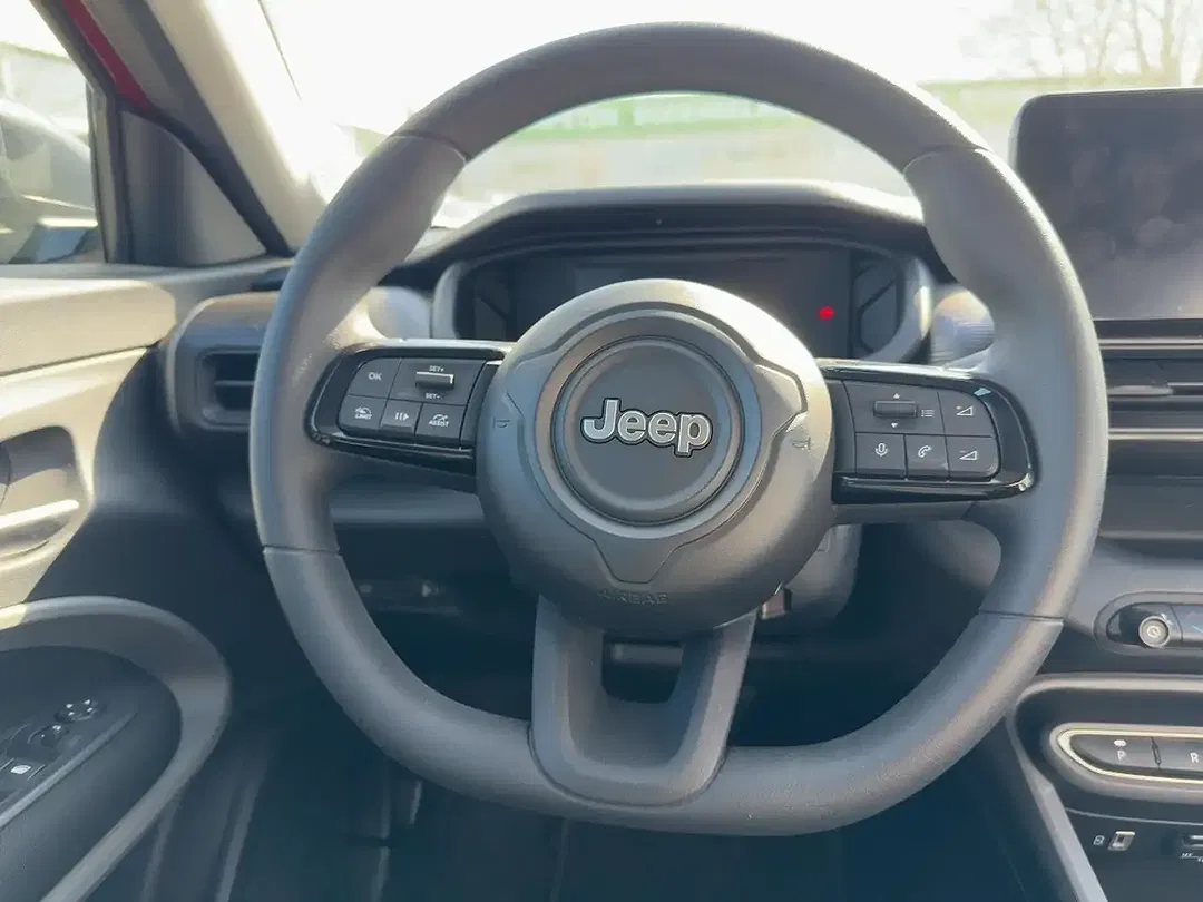 Jeep Avenger - Thumbnail 10