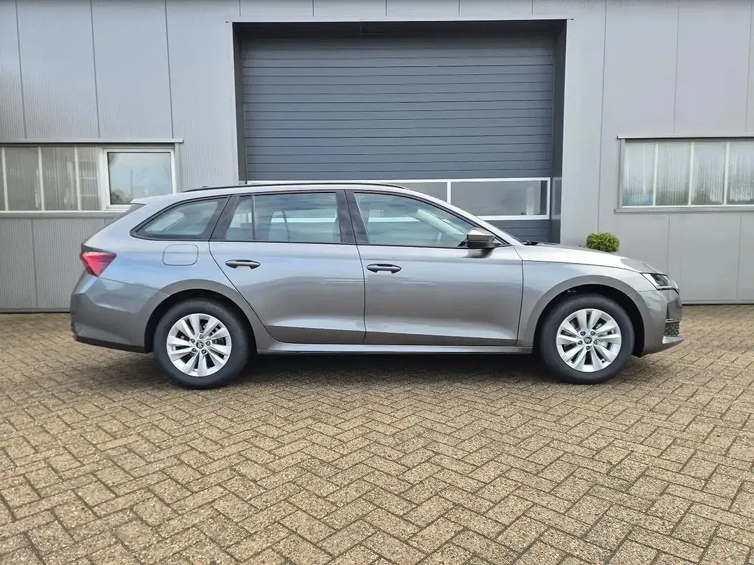 Skoda Octavia - Thumbnail 6