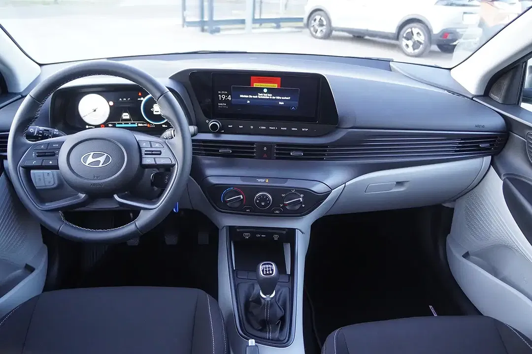Hyundai i20 - Thumbnail 10
