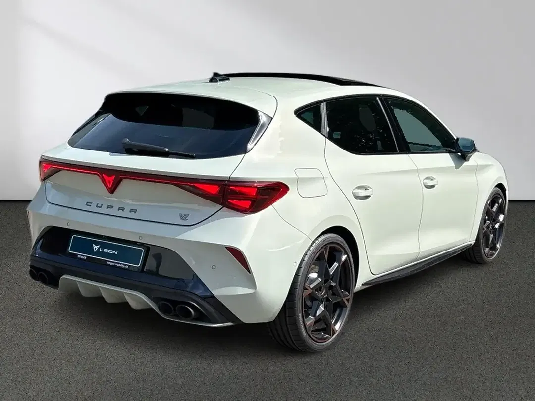 CUPRA Leon - Thumbnail 3
