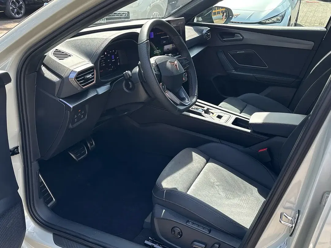 CUPRA Leon - Thumbnail 9