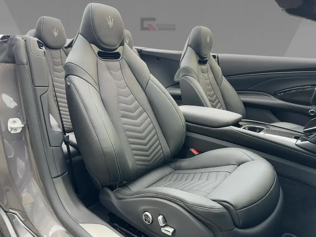 Maserati GranCabrio - Thumbnail 9