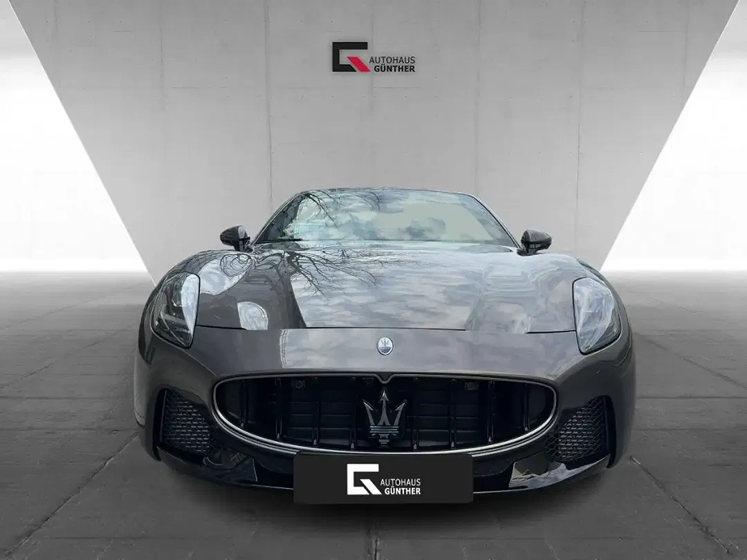 Maserati GranCabrio - Thumbnail 5