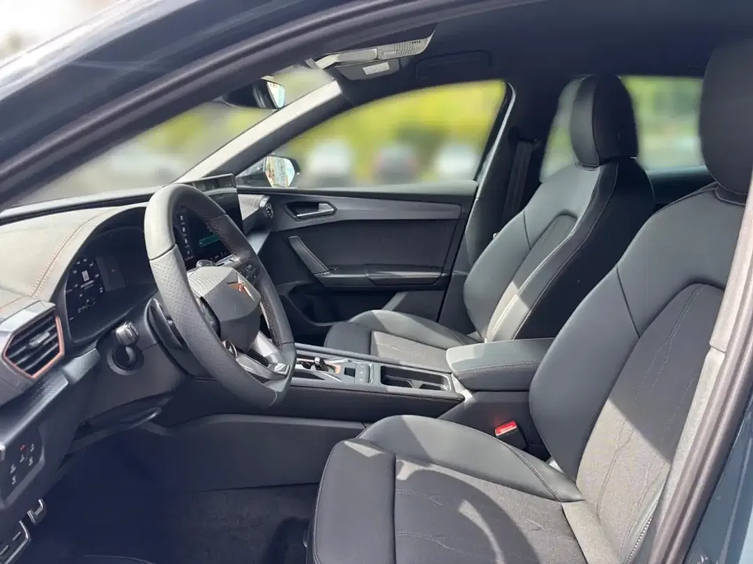 CUPRA Leon - Thumbnail 10