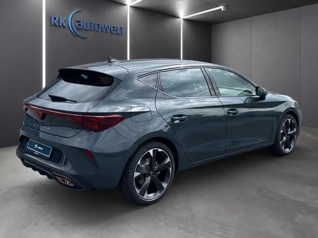 CUPRA Leon - Thumbnail 4