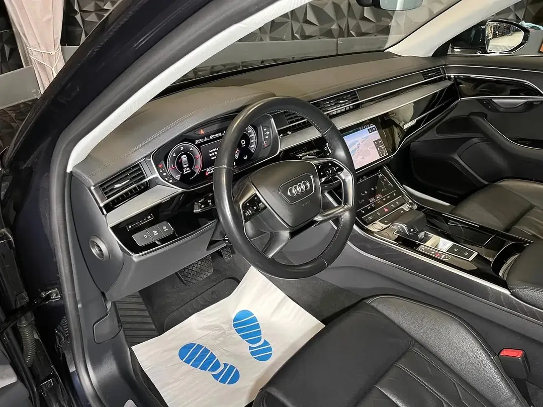 Audi A8 - Thumbnail 14