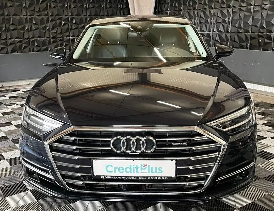 Audi A8 - Thumbnail 3