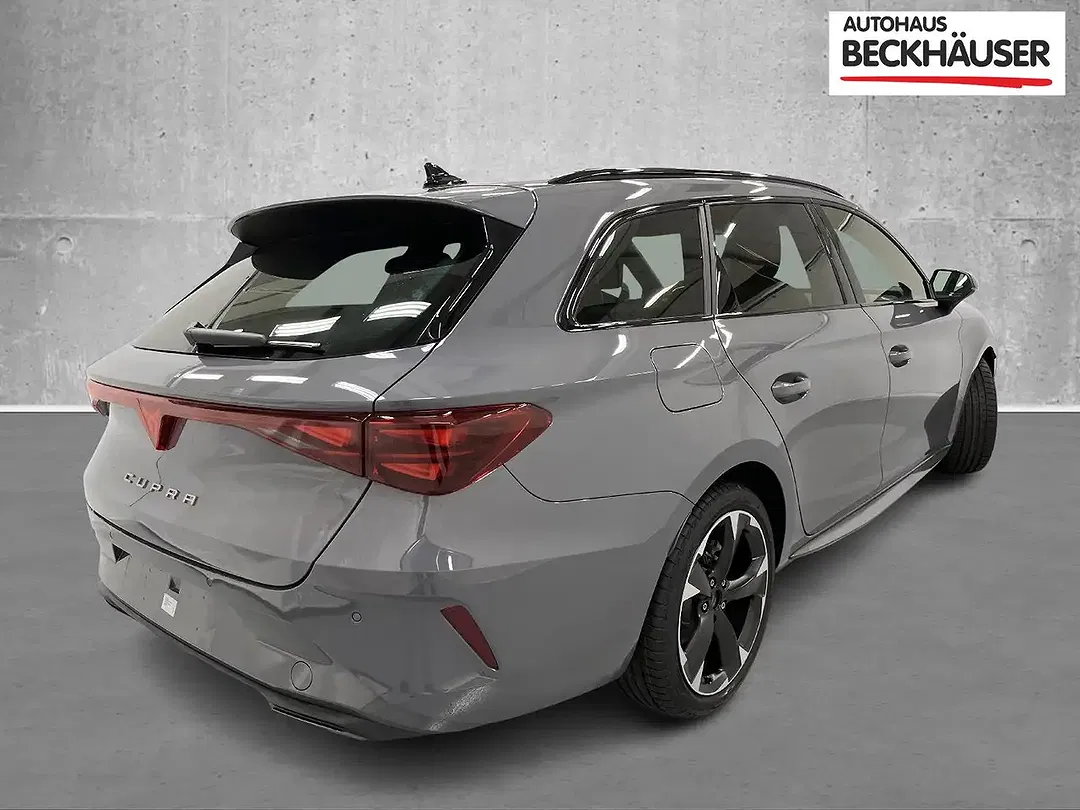 CUPRA Leon - Thumbnail 4