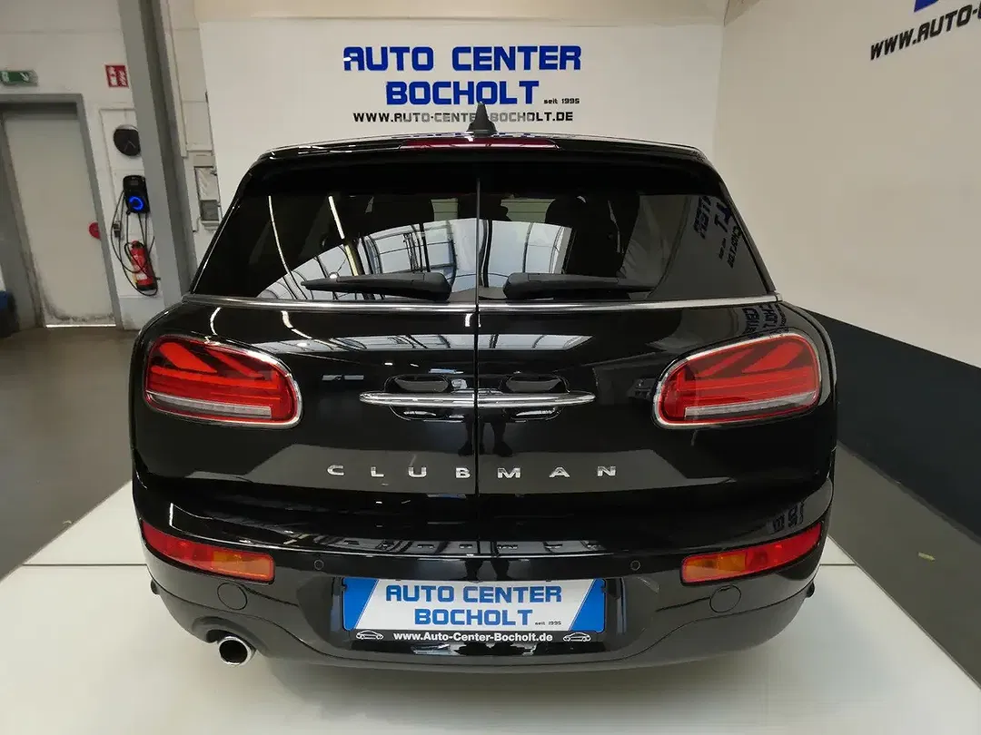 MINI Cooper Clubman - Thumbnail 2