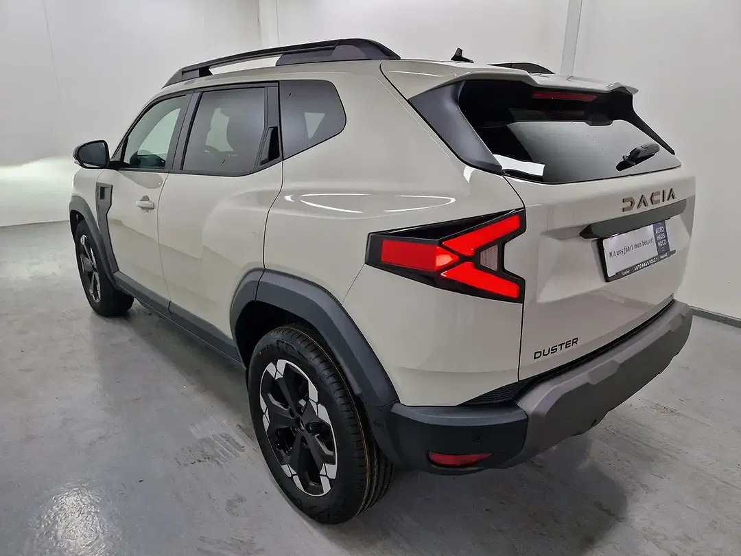 Dacia Duster - Thumbnail 2