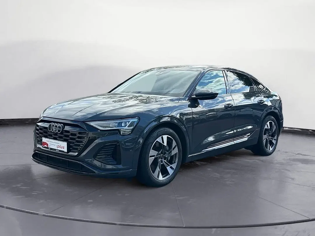Audi Q8 - Afbeelding 1